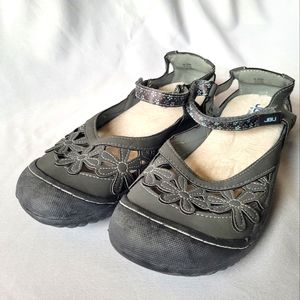 JBU Jambu Wildflower Cut-out Maryjanes, size 9.5M EUC